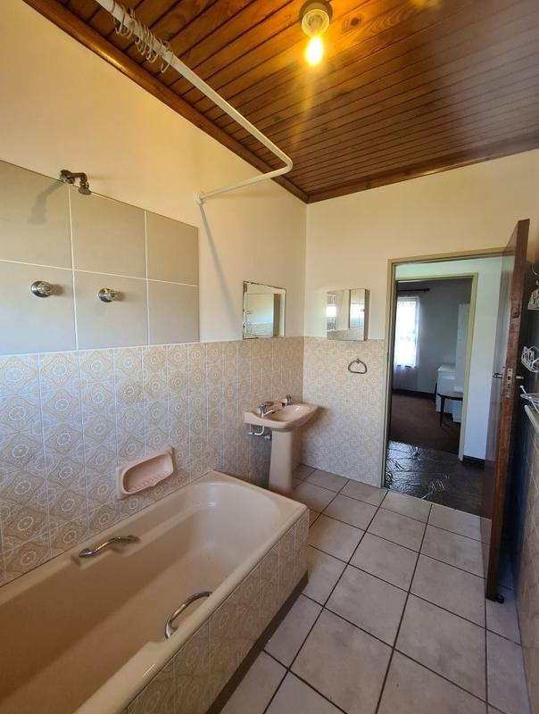 To Let 3 Bedroom Property for Rent in Ridgeworth Western Cape